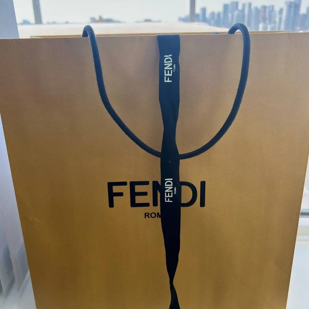 Fendi Shopping Bag & Ribbon - Picture 2 of 3